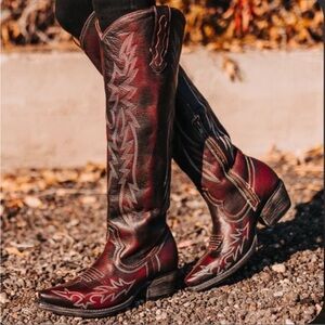 Brand new Freebird Wonder boots!